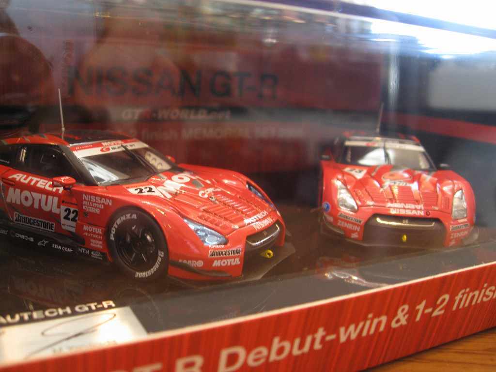 エブロ1/43　ＧＴＲデビューウイン1-2フィニッシュ記念2008 セット EBBRO (エブロ) モデルカー NISSAN GT-R デビューウィン＆1-2