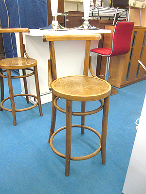 【人気SALE，品質保証】 札幌発 IDEE/イデー カウンターチェア ヴィンテージ風 東欧風 ベントウッドチェア ハイチェア デザイナーズチェア 曲木 曲げ木シャビー(木製フレーム)｜売買されたオークション情報、yahooの 木製フレーム