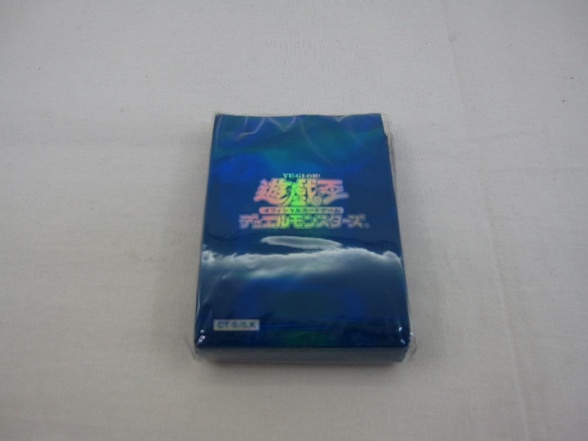 中古・未開封】遊戯王 初期ロゴ スリーブ メタリックブルー③ 遊戯王