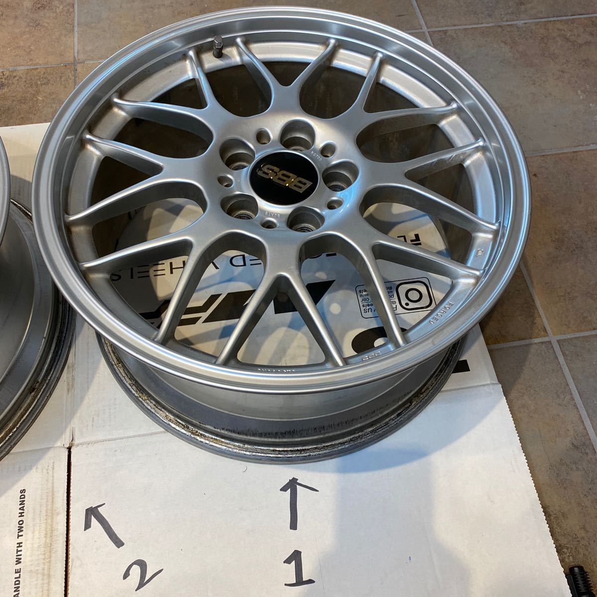 sホイール 鍛造 Foreged刻印 8j 18 5穴 オフセット40 Rg703 Pcd114 3 ２本セット 5穴 売買されたオークション情報 Yahooの商品情報をアーカイブ公開 オークファン Aucfan Com