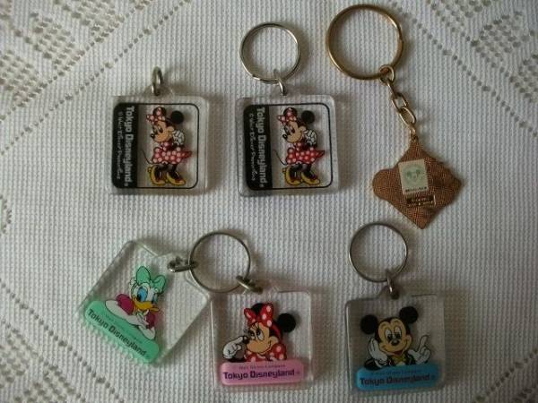 ｔｄｌディズニーランド開園当時ミッキーミニー キーホルダー その他 売買されたオークション情報 Yahooの商品情報をアーカイブ公開 オークファン Aucfan Com