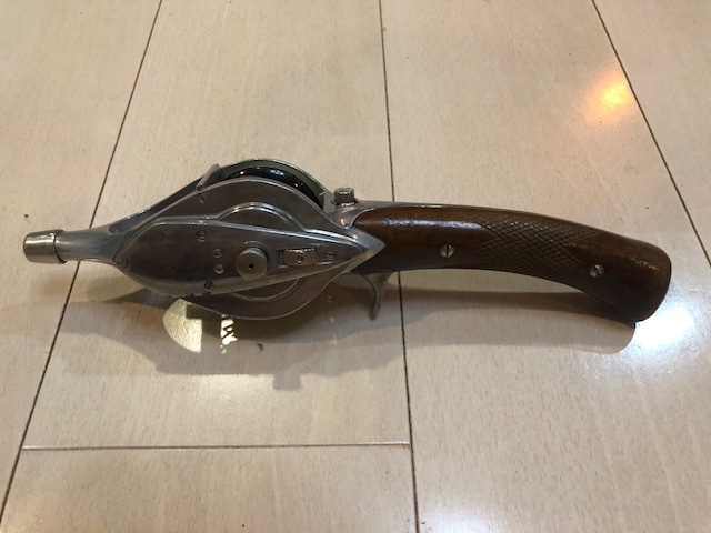 超激得，人気 40s HURD SUPER CASTER ビンテージ リール HEDDON HARDY ABU 状態良し(その他)｜売買されたオークション情報、yahooの商品情報をアーカイブ公開 - オークファン ルアーロッド