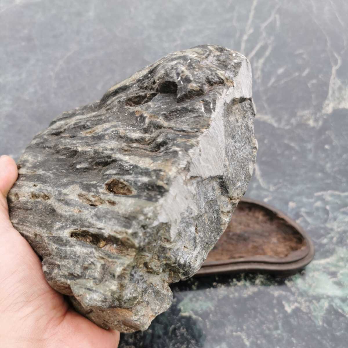 佐治石　350キロ　庭石　石　鑑賞石　庭　坪庭　置物　オブジェ　インテリア 佐治石 350キロ 庭石 石 鑑賞石 庭 坪庭 置物 オブジェ インテリア