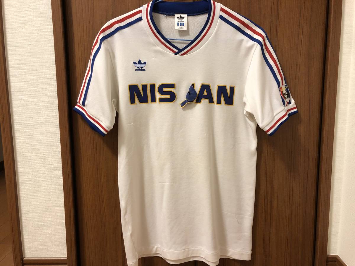 【本物保証，新品】 日産 現横浜Ｆマリノス ユニホーム 日本サッカーリーグ ＪＳＬ 年代 ビンテージ(実使用、サイン入りウエア)｜売買されたオークション情報、yahooの商品情報をアーカイブ公開 - オークファン 実使用、サイン入りウエア