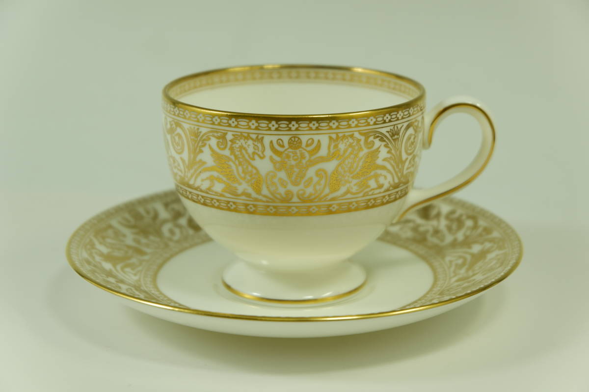 ✤1924年以前マイセン(Meissen)フィギュリン『五感の寓意(嗅覚 ∇花