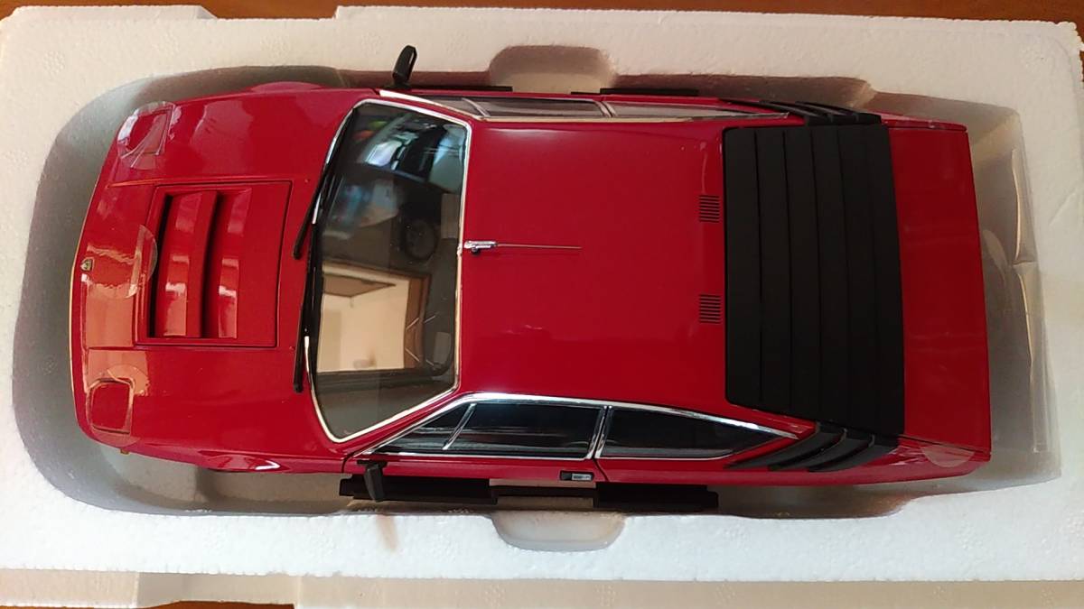 限定SALE，定番 京商 ランボルギーニ ウラッコ 1/18 ミニカー レッド