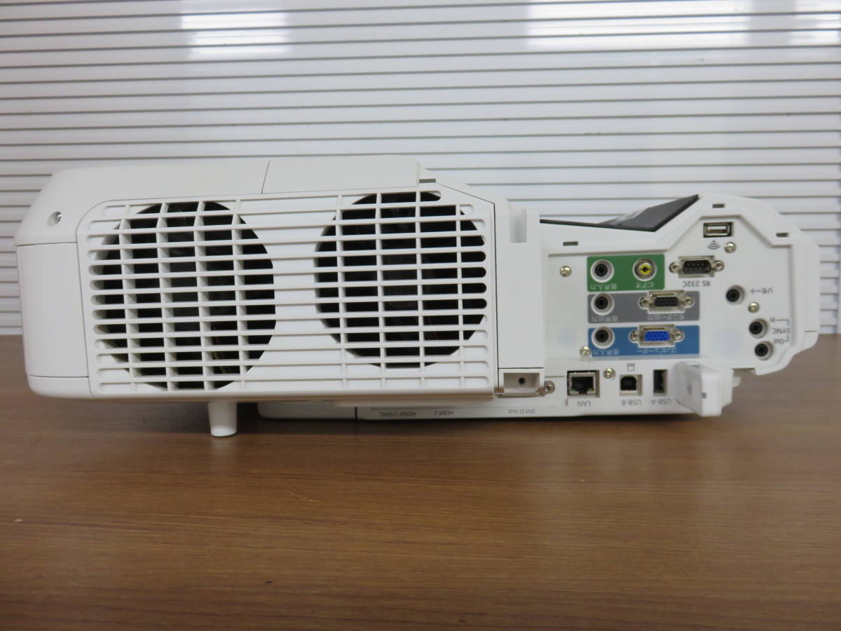 EB-1440UT EPSON ビジネスプロジェクター 超短焦点壁掛け対応モデル