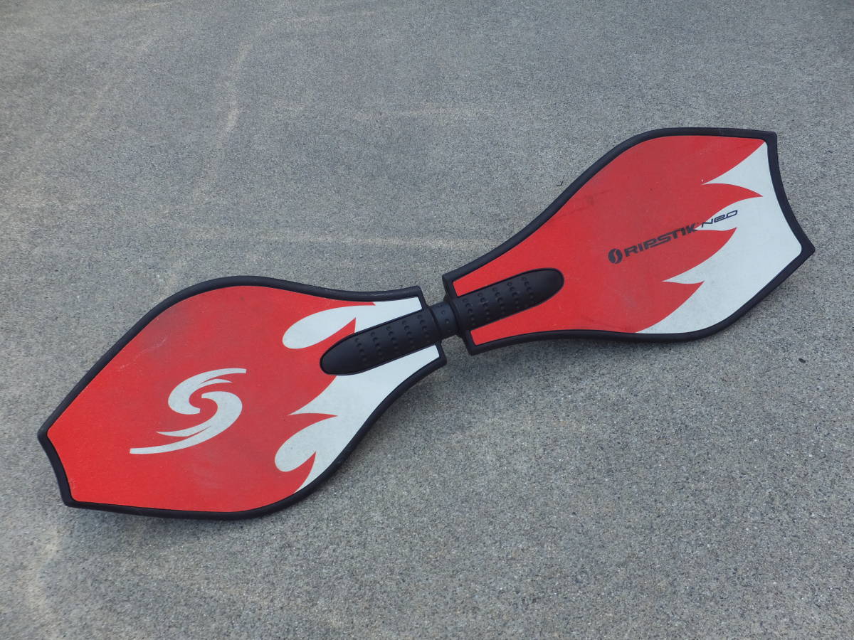 【新品】Ripstik Neoブレイブボード (ファイアーレッド) リップスティック ファイヤーレッド RIPSTIK ネオ Neo Ripstik