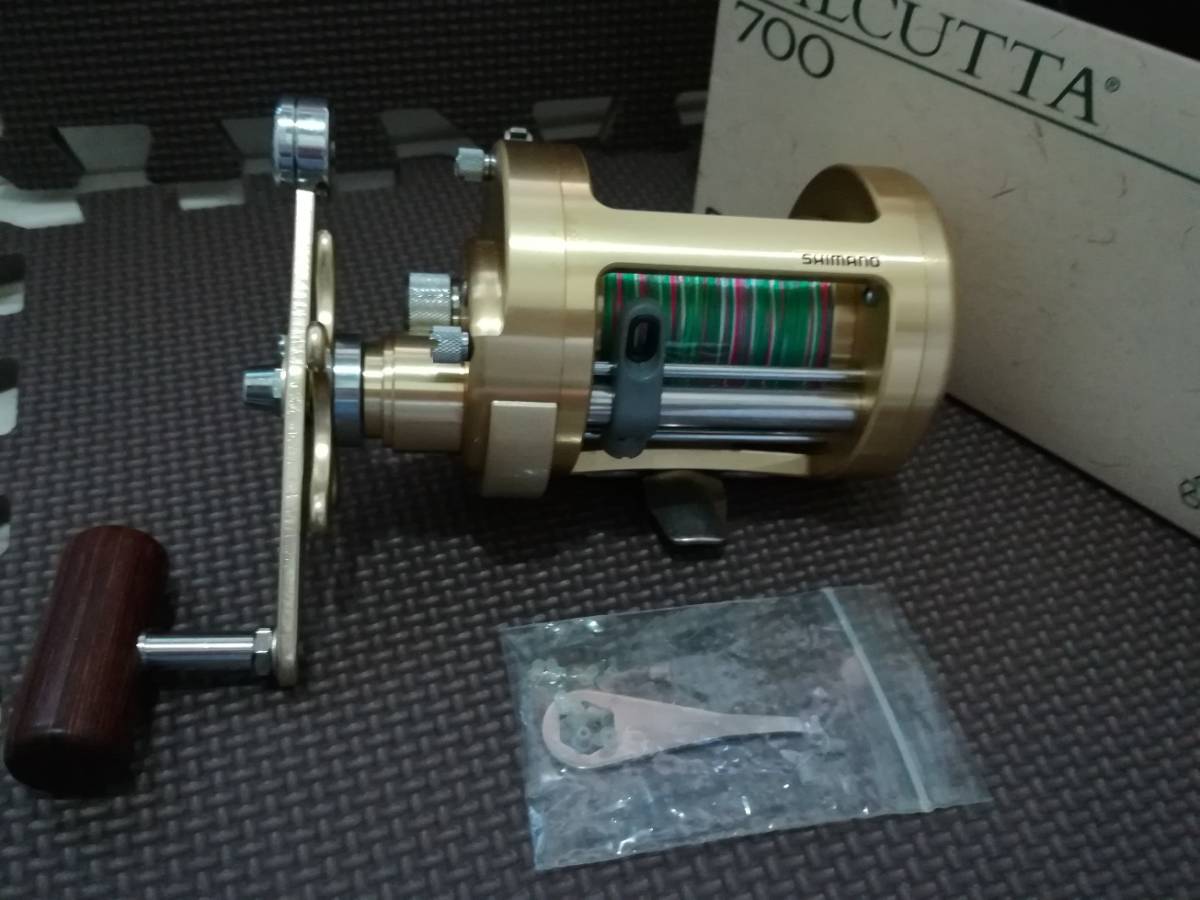 お得，格安 シマノ カルカッタ700 名機 2906(シマノ)｜売買されたオークション情報、yahooの商品情報をアーカイブ公開 - オークファン シマノ