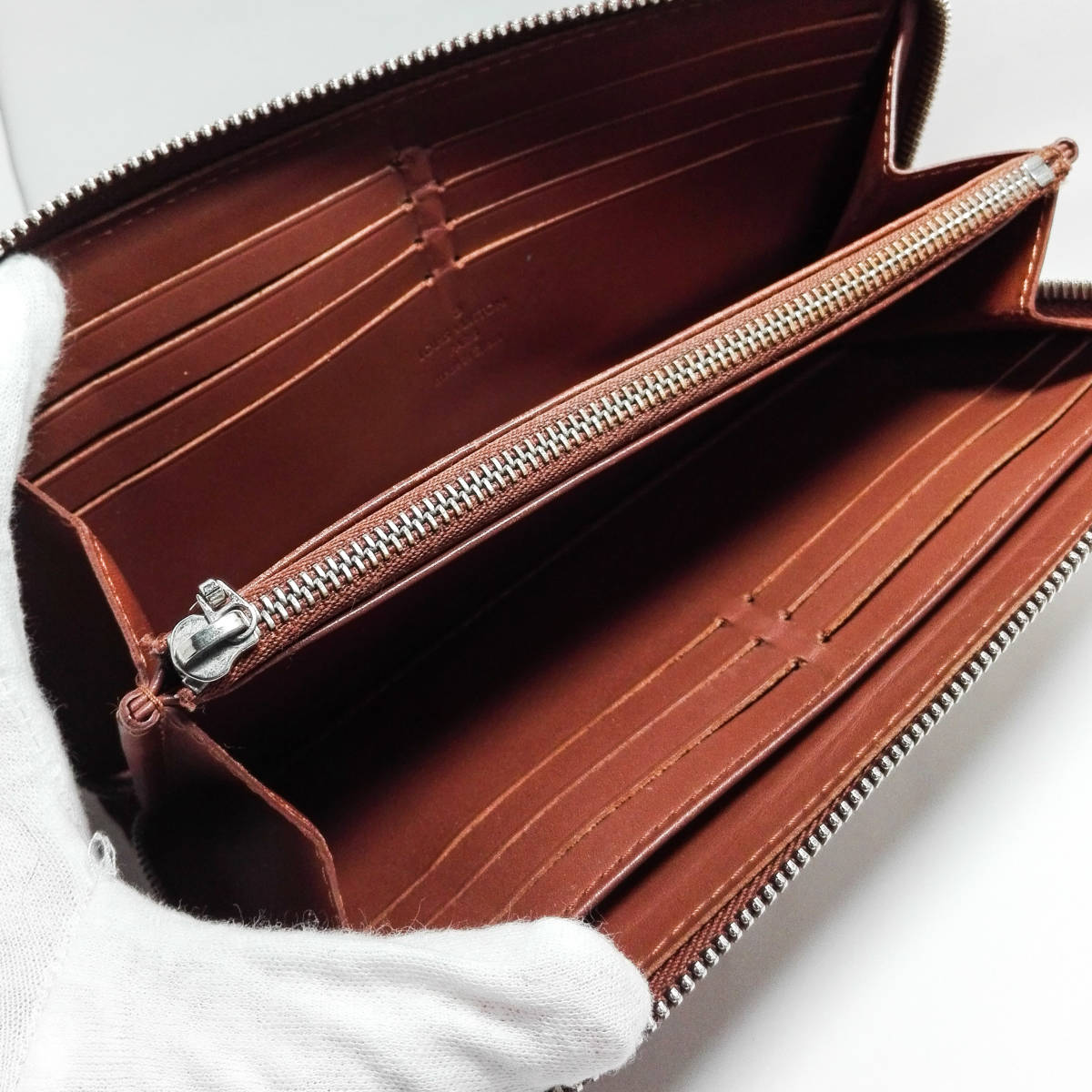 スハリ LOUIS ルイヴィトン VUITTON 長財布 ジッピーウォレット 