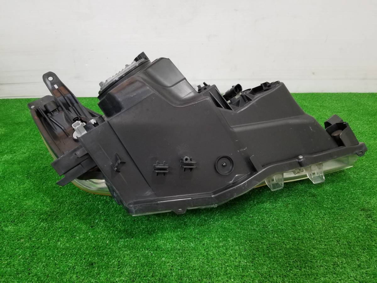 マークX GRX130 前期 左ヘッドライト HID 刻印ア マークX GRX130