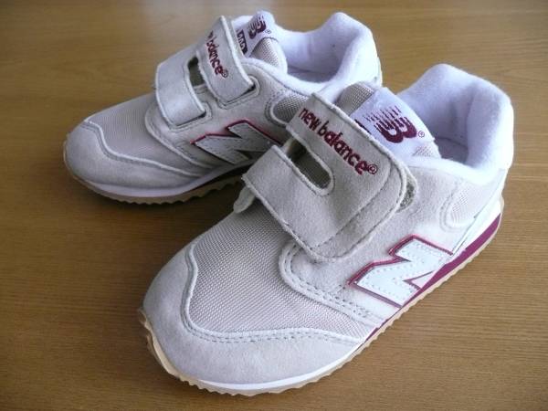 ニューバランス キッズ Newbalance K303ベージュ 16cmベルクロ 15cm 売買されたオークション情報 Yahooの商品情報をアーカイブ公開 オークファン Aucfan Com