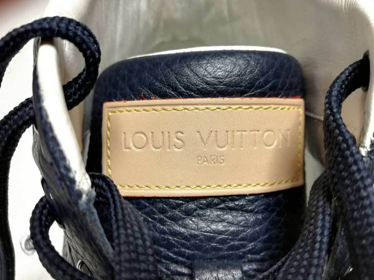 数回使用♪美品＊LOUIS VUITTON ルイ・ヴィトン＊イタリア製♪ロゴ 
