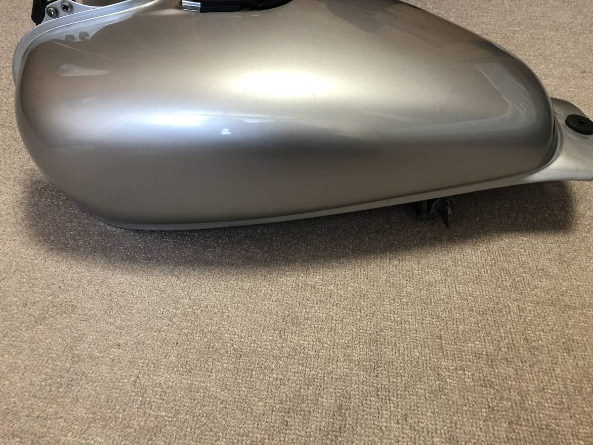 マグナ250 V-TWIN MAGNA 純正タンク 美品 マグナ250 ガソリンタンク
