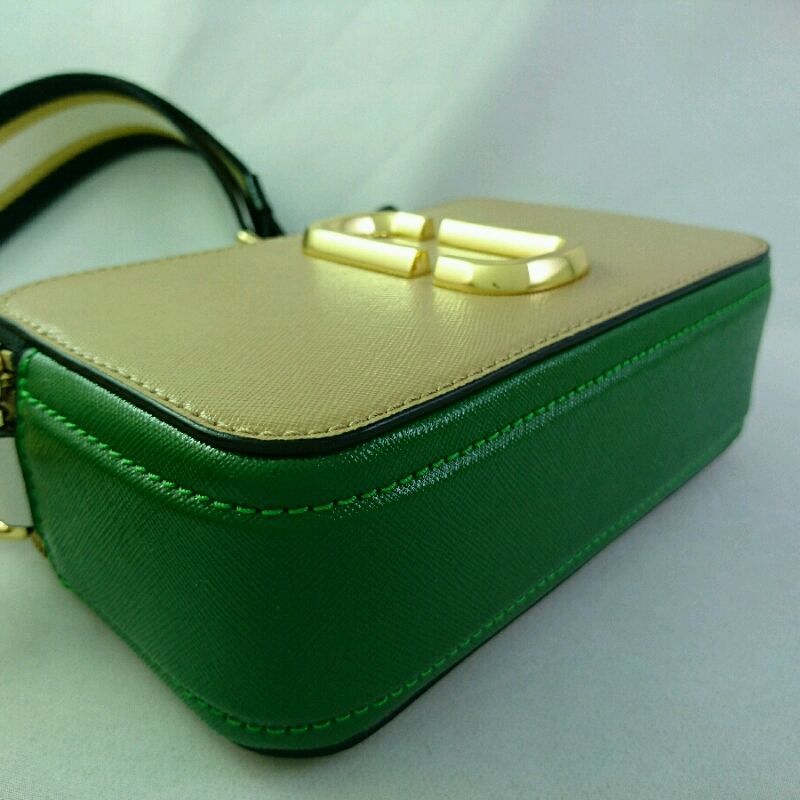 MARC JACOBS マークジェイコブス ショルダーバッグ ベージュ 緑 白 金 