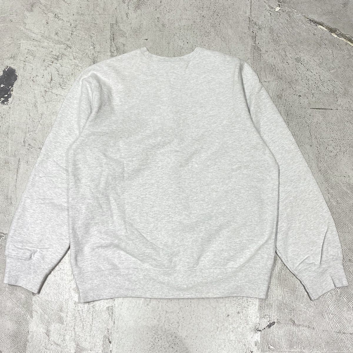 19aw 定番 Supreme シュプリーム Small Box Logo Crewneck 19aw 定番 Supreme シュプリーム Small Box Logo Crewneck