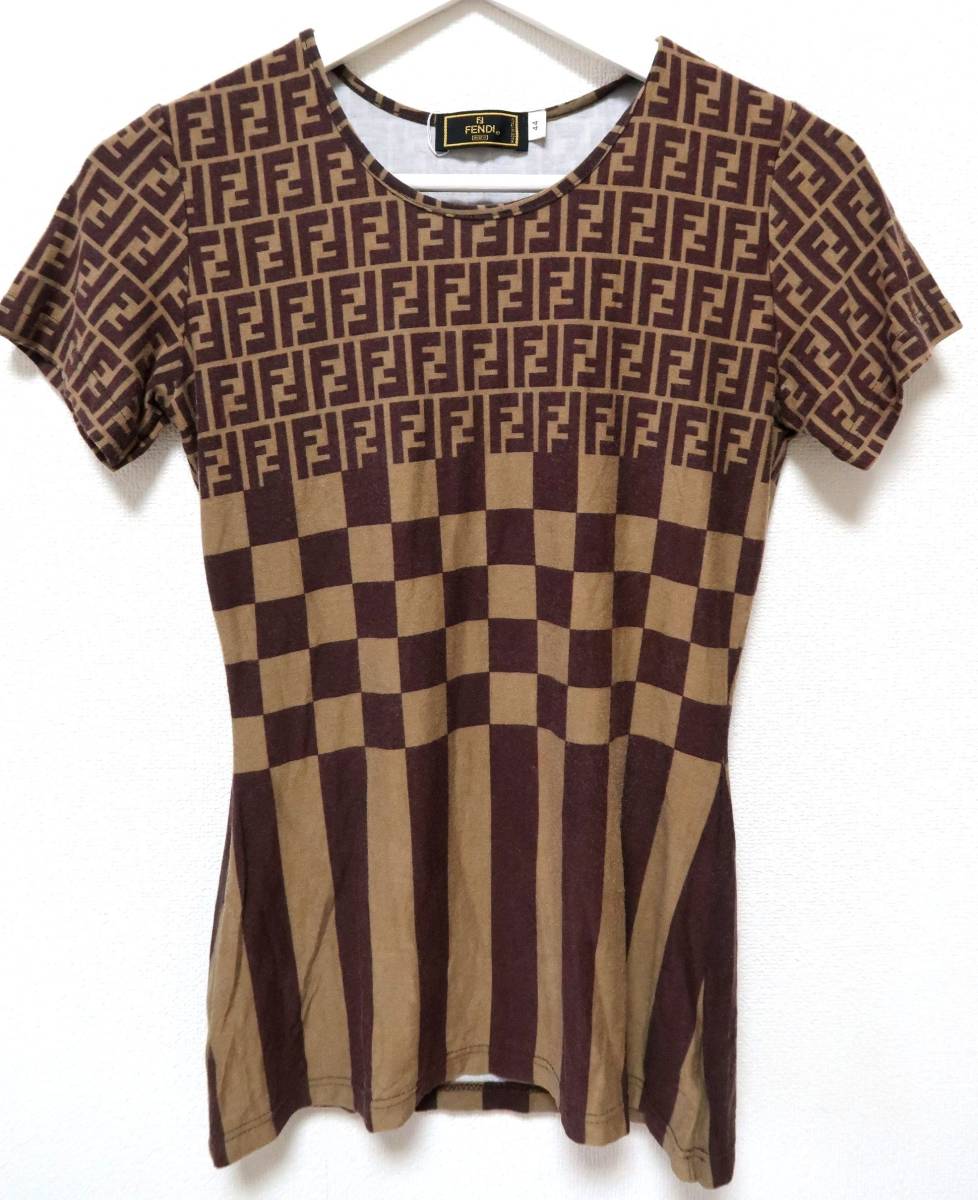 送料無料，人気 1円 良品 FENDI フェンディ ズッカ柄 半袖カットソー 44 FF柄 ロゴ 半袖Tシャツ トップス イタリア製 ブラウン(半袖Tシャツ)｜売買されたオークション情報、yahooの商品情報をアーカイブ公開 - オ 男性用