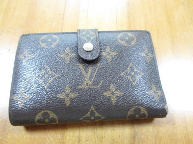 限定SALE，お買い得 755 ルイヴィトン LOUIS VUITTON 2つ折り M61663 ポルト モネ ビエ ヴィエノワ JI0940 財布 モノグラム+おまけ isy098(モノグラムライン)｜売買されたオークション情報、yahooの商品情報をアーカイブ公開 服飾小物