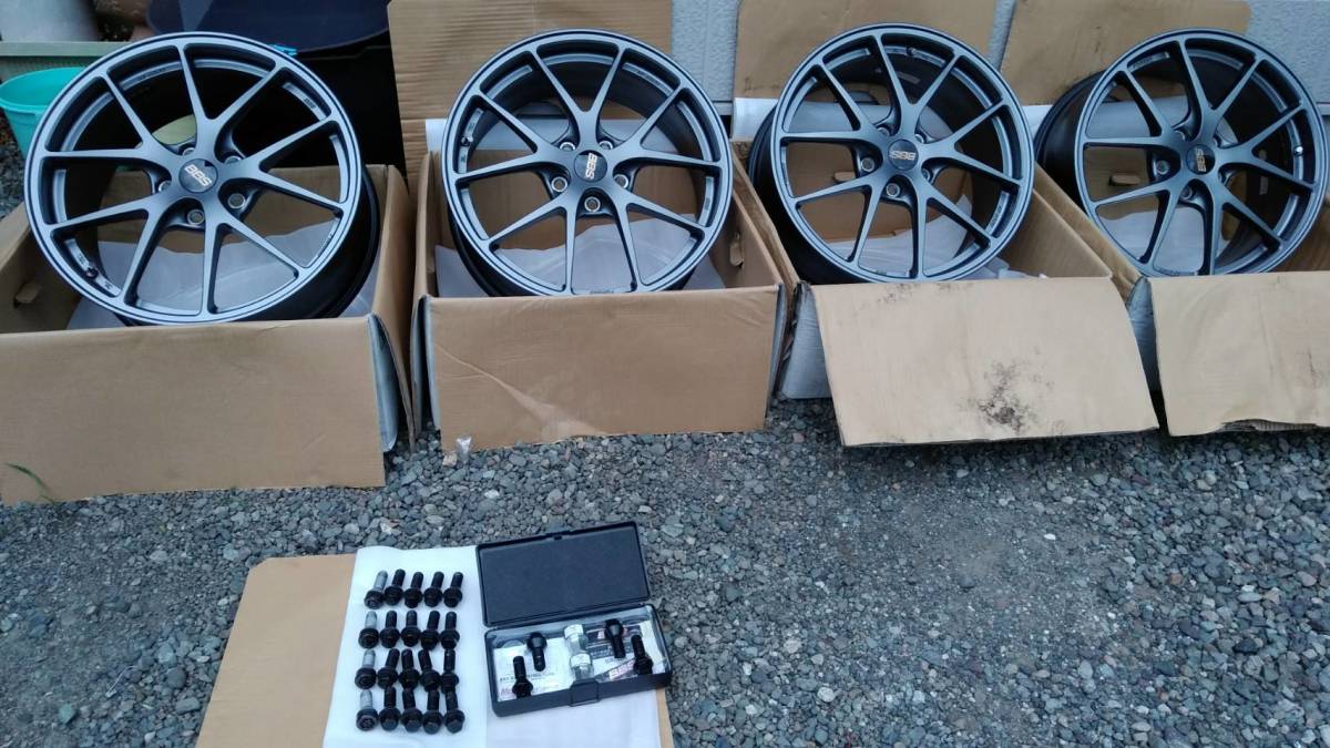 BBS RI-A RI-A020 7.5J +48 PCD112 18インチ Inset+48 5H