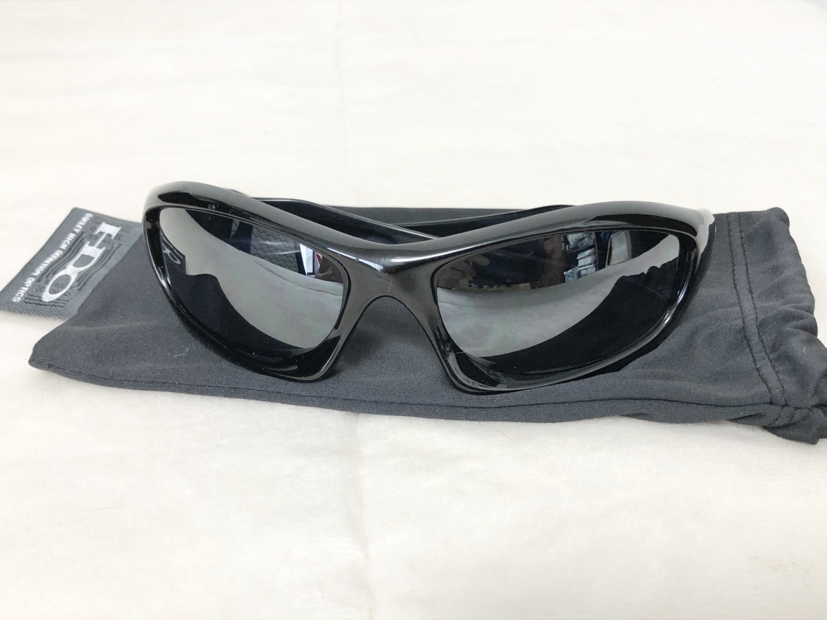 Oakleyのフリマアイテム一覧 希少廃盤オークリーモンスタードッグ