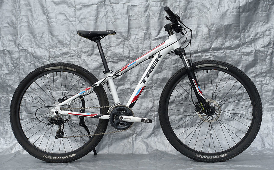 大人気，豊富な TREK トレック MARLIN 6 マーリン6 油圧ディスク 27.5インチ CT35cm 白のマウンテンバイク(Sサイズ)｜売買されたオークション情報、yahooの商品情報をアーカイブ公開 - オークファン ハードテイル