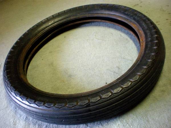 ダンロップ DUNLOP F6 CB Z1 Z2 W1 H1 SS RS タイヤ 絶版当時物(タイヤ