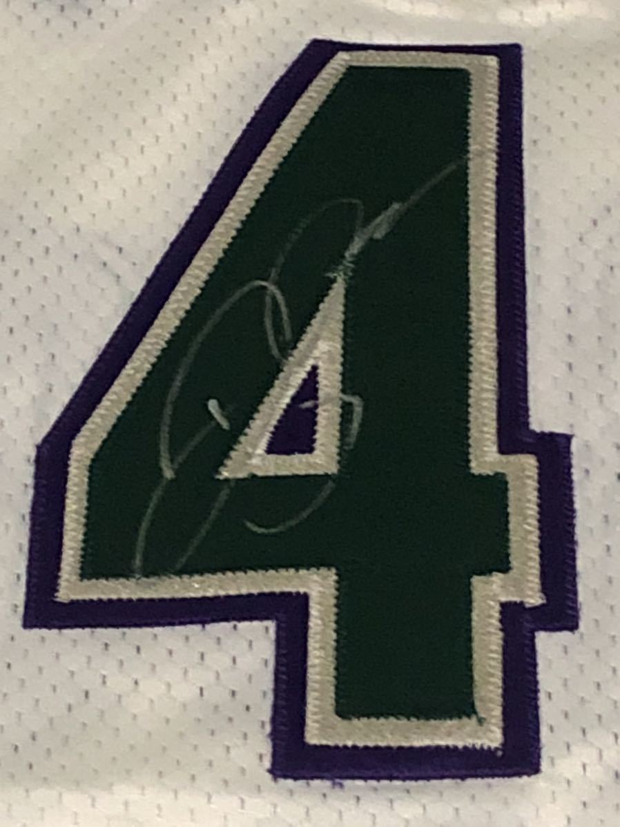 Ray Allen Autographed Mitchell &amp; Ness NBA Boston for Original Milwaukee sale | eBay Bucks Collectibles,