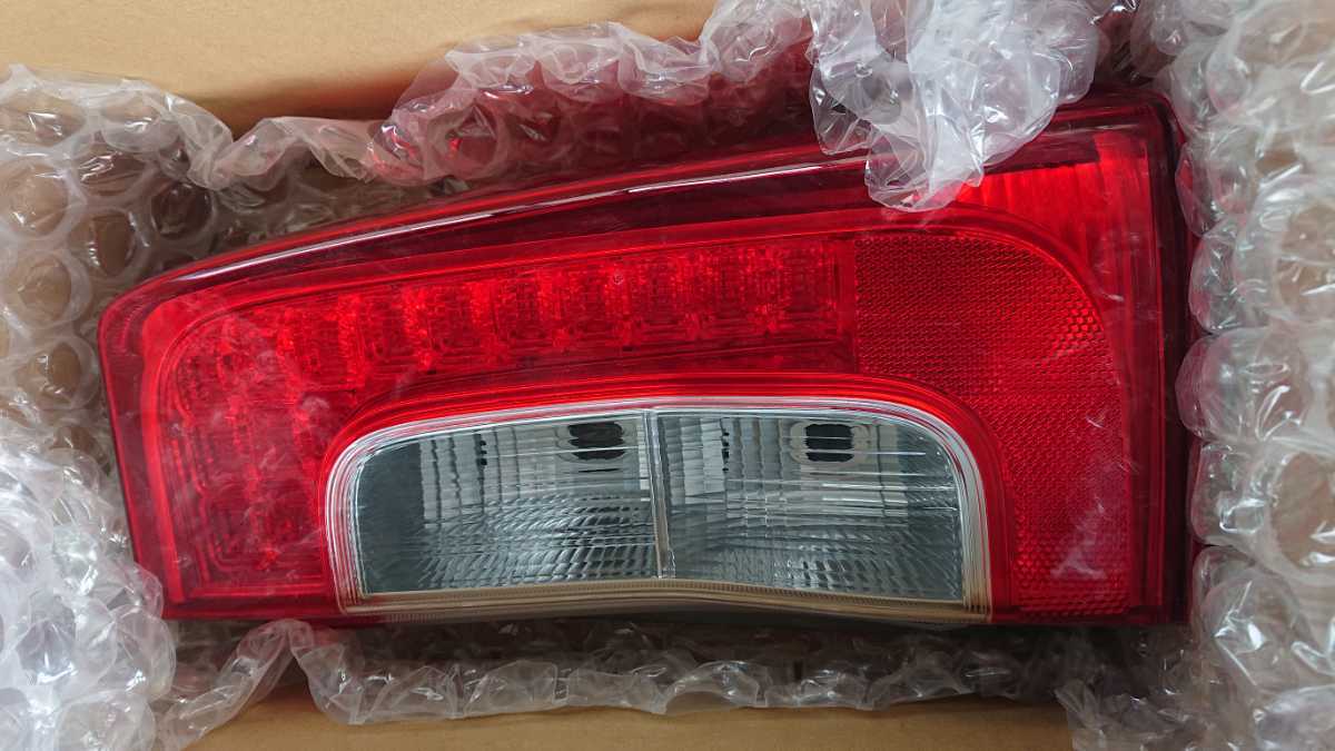 タントLA600Sテールライト左右セット 【公式通販】