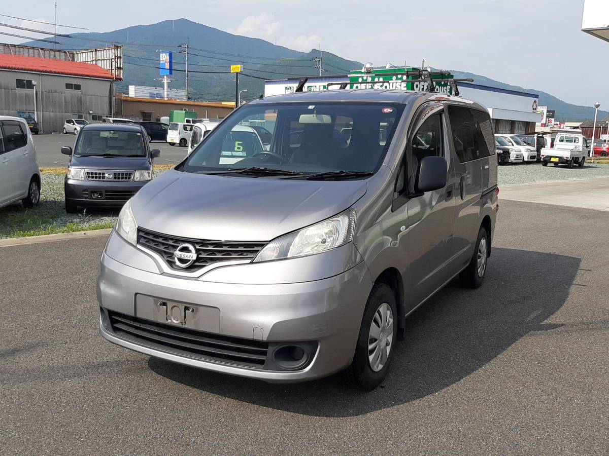 ニッサン NV200 バネットバン 5MT 愛媛より 30万キロ 事故現状車 