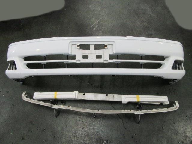 トヨタ 100系 X10系 チェイサー 後期 純正フロントバンパー 白 040