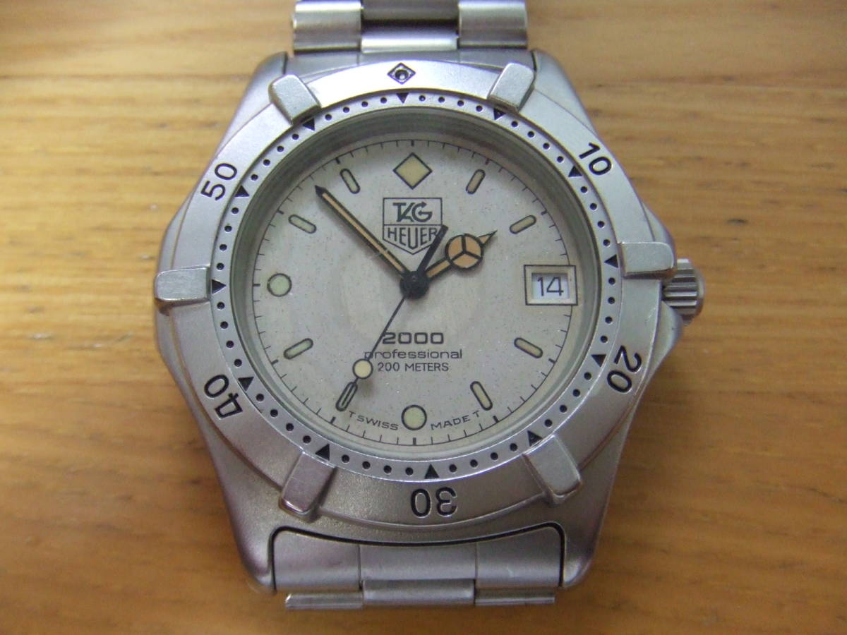 ◇◇TAG HEUER(タグホイヤー)2000Professional 動作未確認（ジャンク