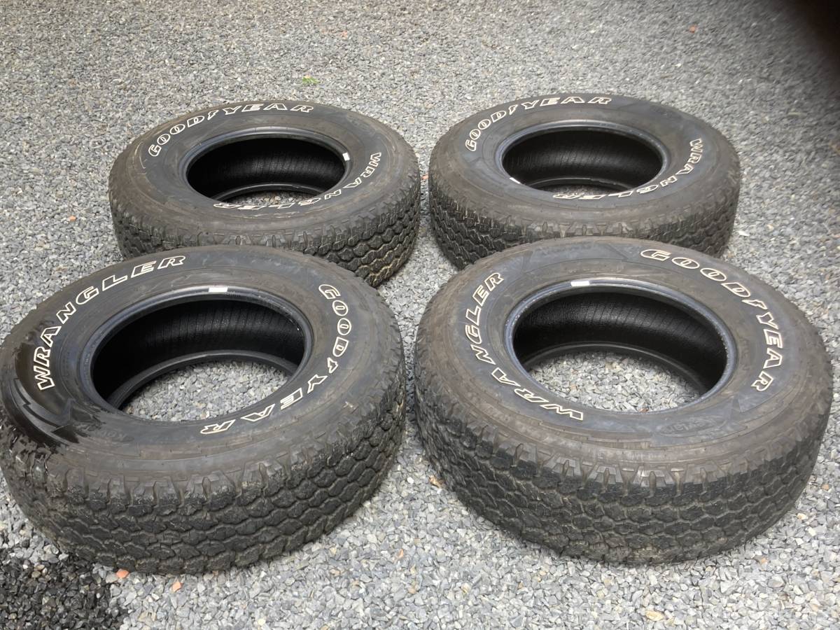 Goodyear Wrangler 265⁄75R16 LT265⁄75R16 Tire E DuraTrac LT (10 Ply