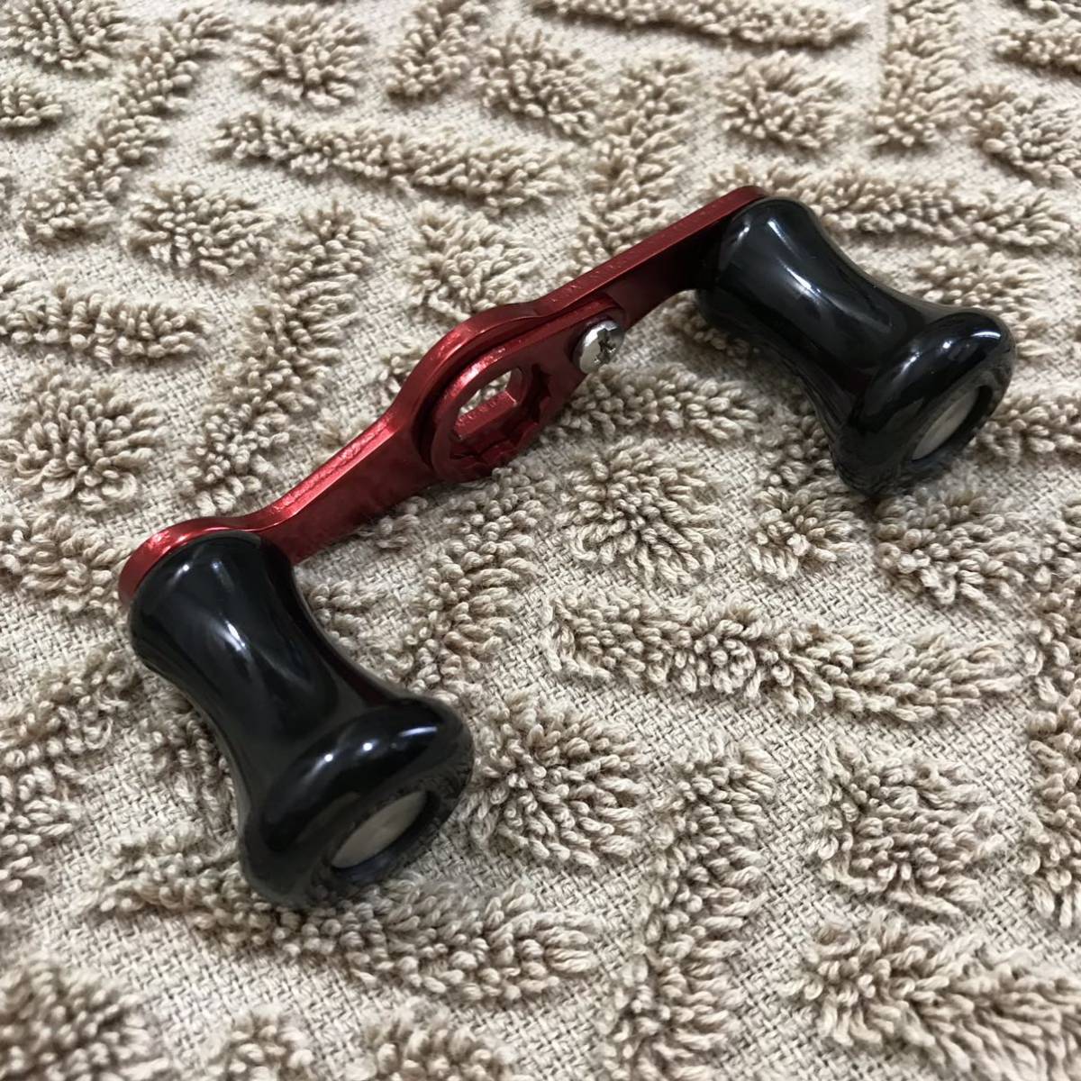 ☆ ABU ザウルス？ハンドル / 軸間約 59mm Red ザウルス アンバサダー