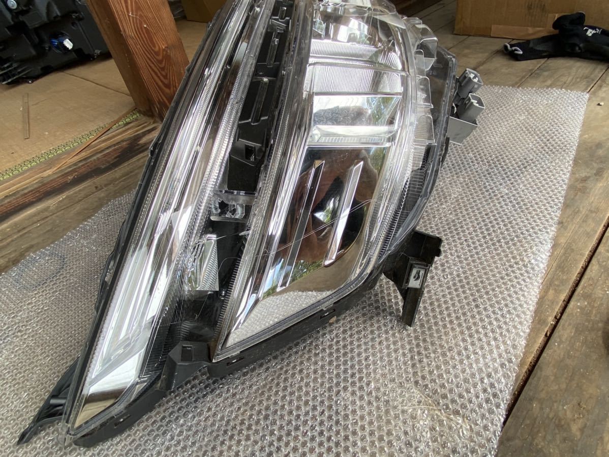 ヴォクシー VOXY トヨタ 0 LED ZRR80W 後期 煌3 ZWR80 ヘッドライト左