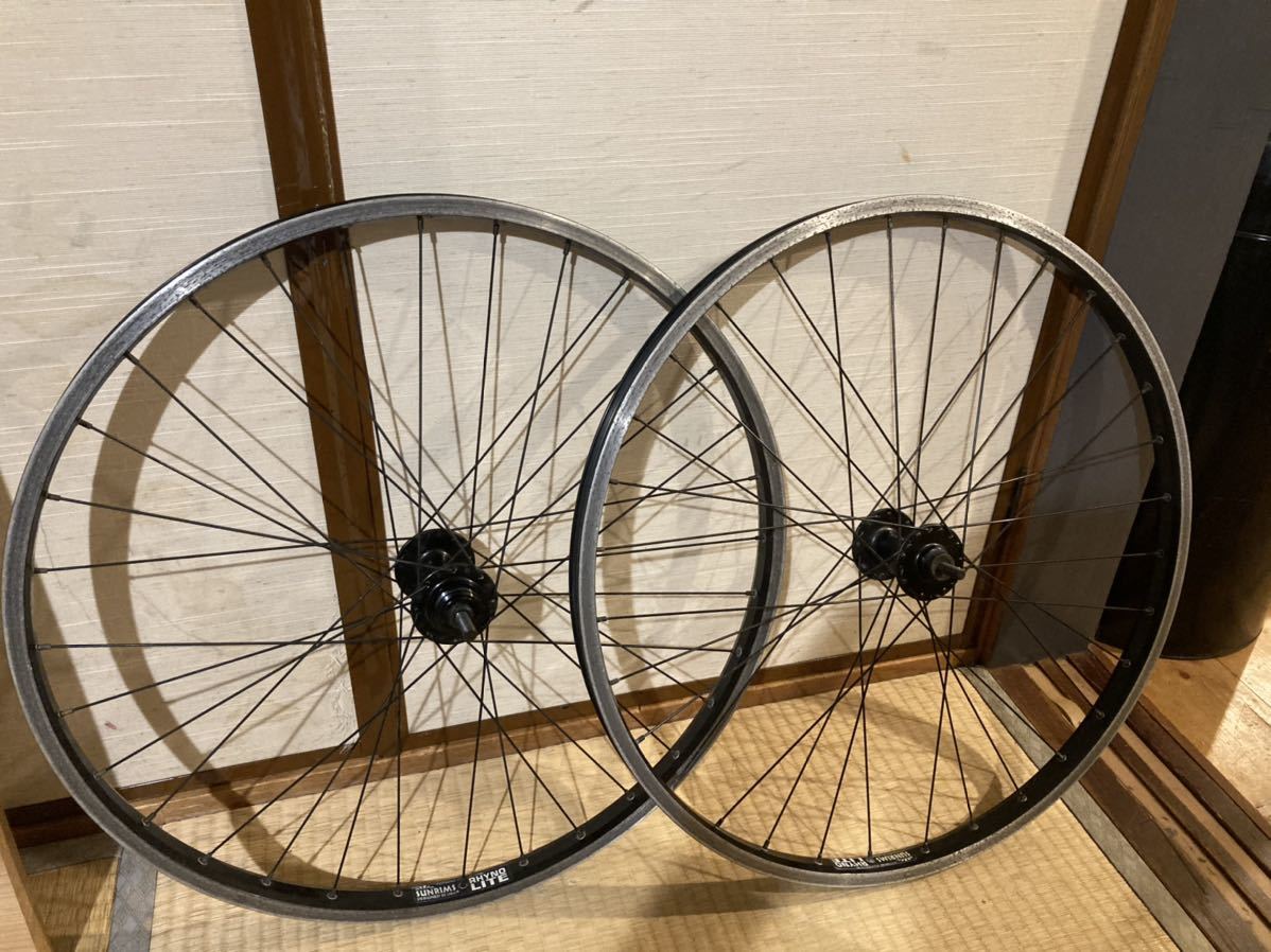 セール，人気 surly 26インチ ホイール 前後(26インチ、650C)｜売買されたオークション情報、yahooの商品情報をアーカイブ公開 - オークファン ホイール（完組、手組）