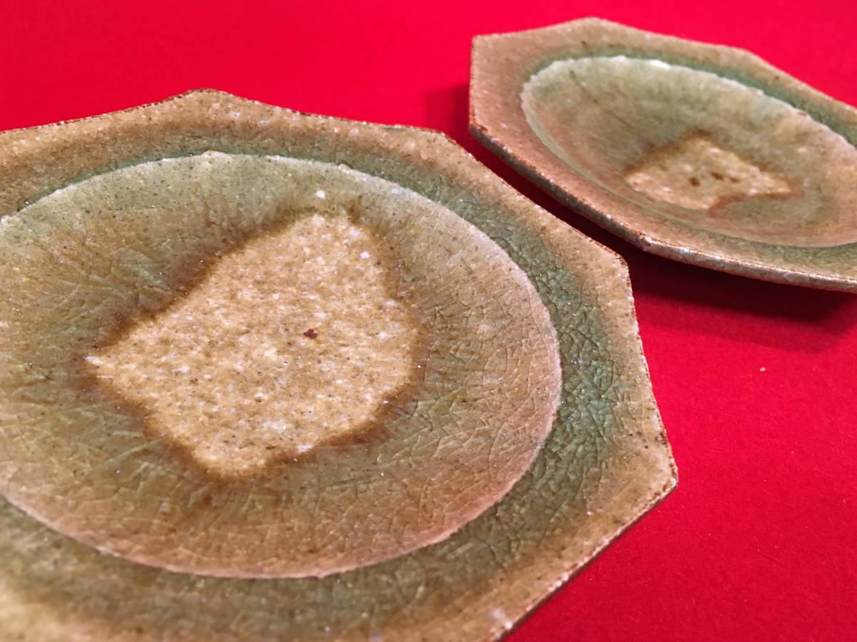 茶道具『緑彩八稜皿2枚 在銘 共箱』ビードロ釉 銘々皿 菓子皿 5寸皿