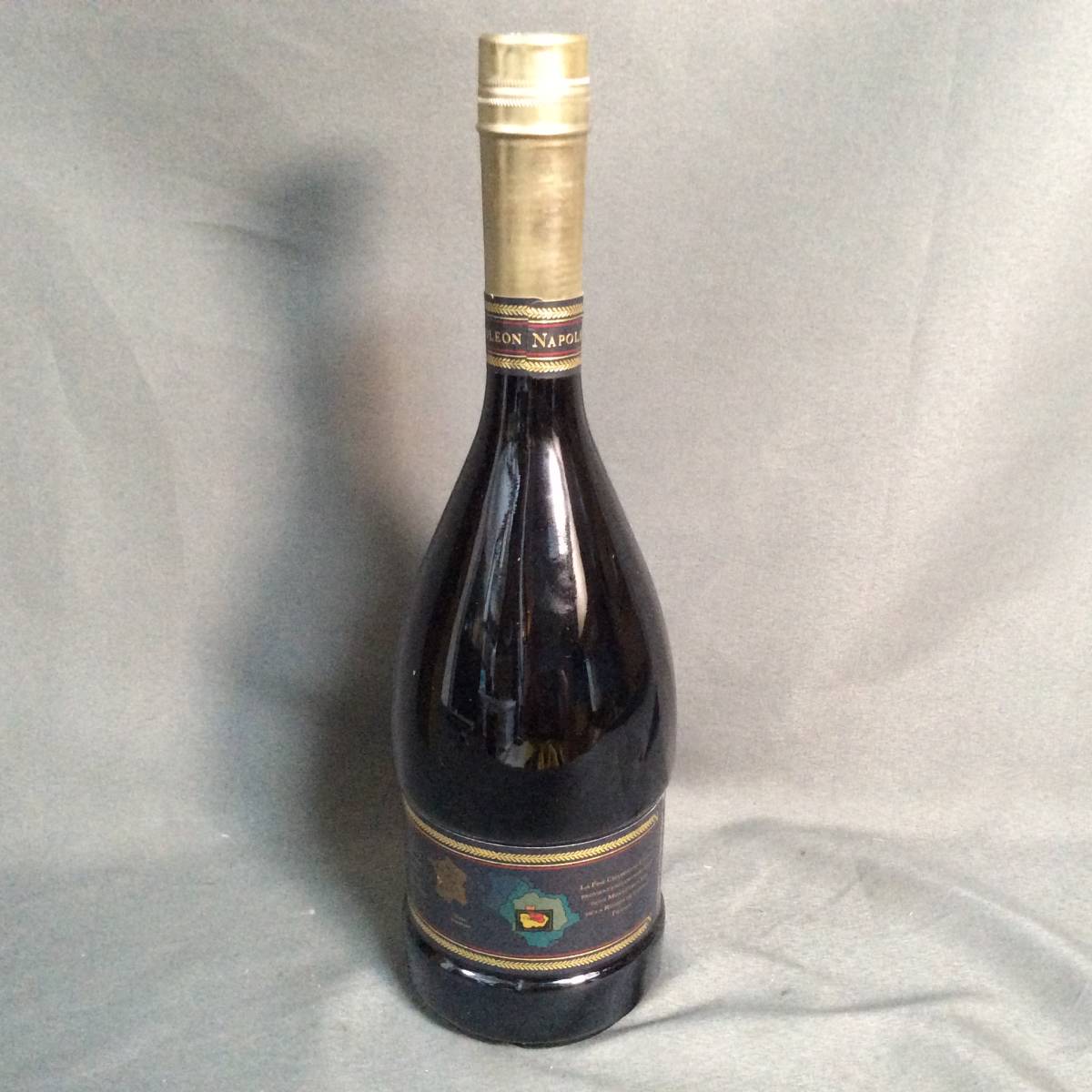 新作入荷，得価 ●○8/19　174486-2　古酒　REMY MARTIN　レミーマルタン　NAPOLEON　EXTRA OLD　COGNAC　700ｍｌ　40％　未開栓　箱入り○●