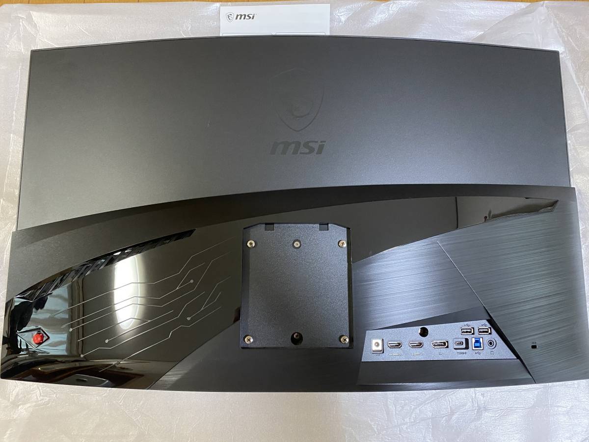 美品 MSI 31.5インチ湾曲4Kゲーミングモニター Optix MAG321CURV