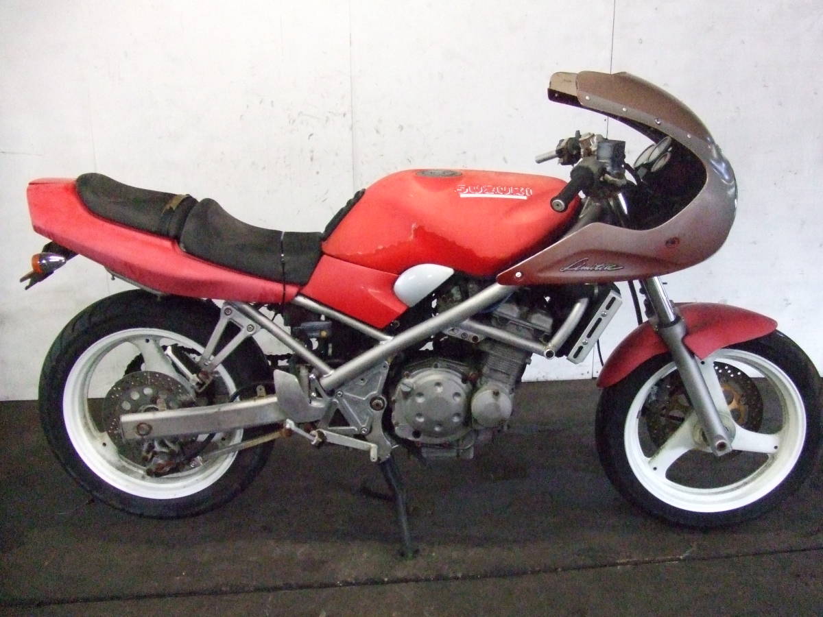 スズキ バンディット250 SUZUKI 書類付き GJ74A カスタムベースにも スズキ バンディット250 SUZUKI 書類付き GJ74A カスタムベースにも