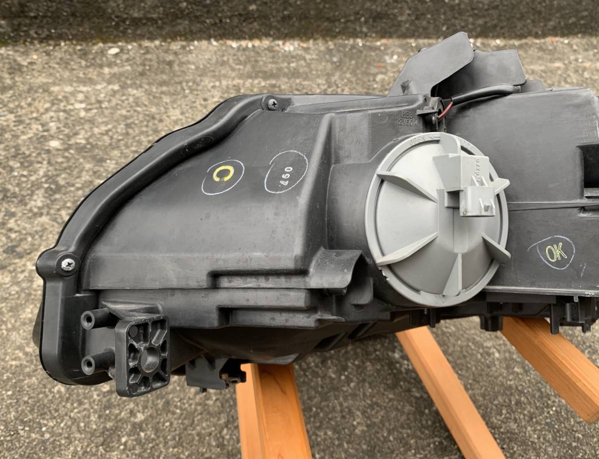 CR-Z ZF1 ホンダ CR－Z ヘッドライト DAA-ZF1 - 右ヘッドランプ 