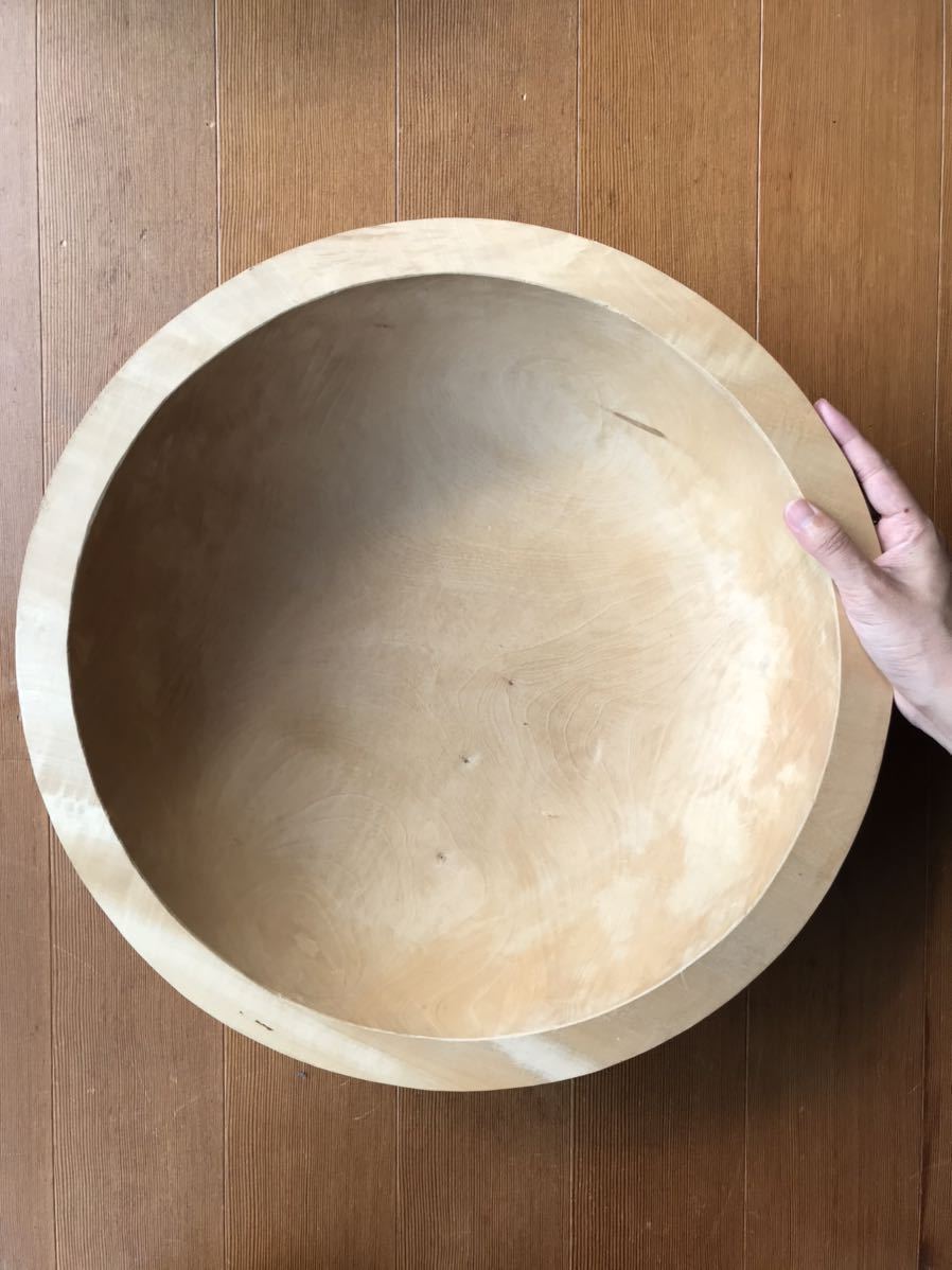 古道具　木製無垢　八角形こね鉢　ディスプレイ　外径49cm　侘び寂び ナカビト 入山こね鉢｜関 千代衛（せき ちよえ）│Nakabito | 老匠人