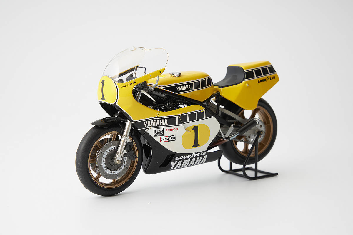 ミニチャンプス MINICHAMPS YAMAHA YZR500 K.Roberts GP World