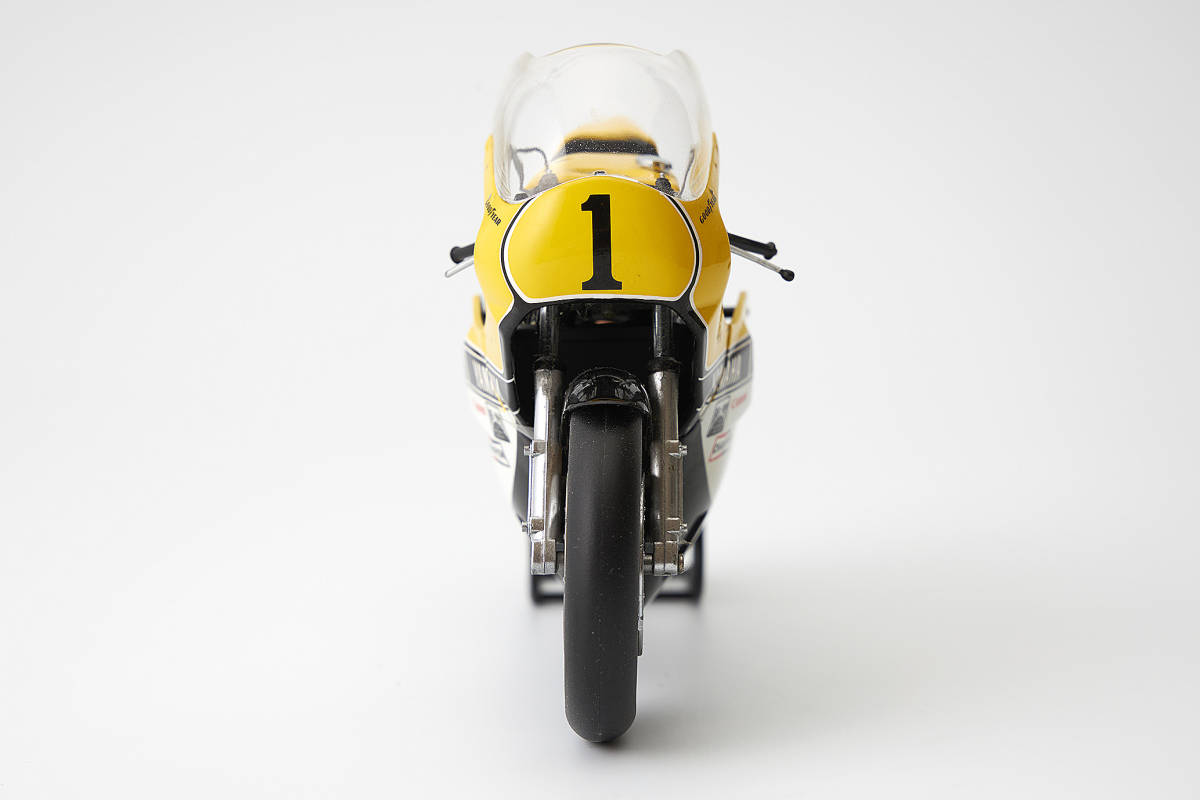 ミニチャンプス MINICHAMPS YAMAHA YZR500 K.Roberts GP World