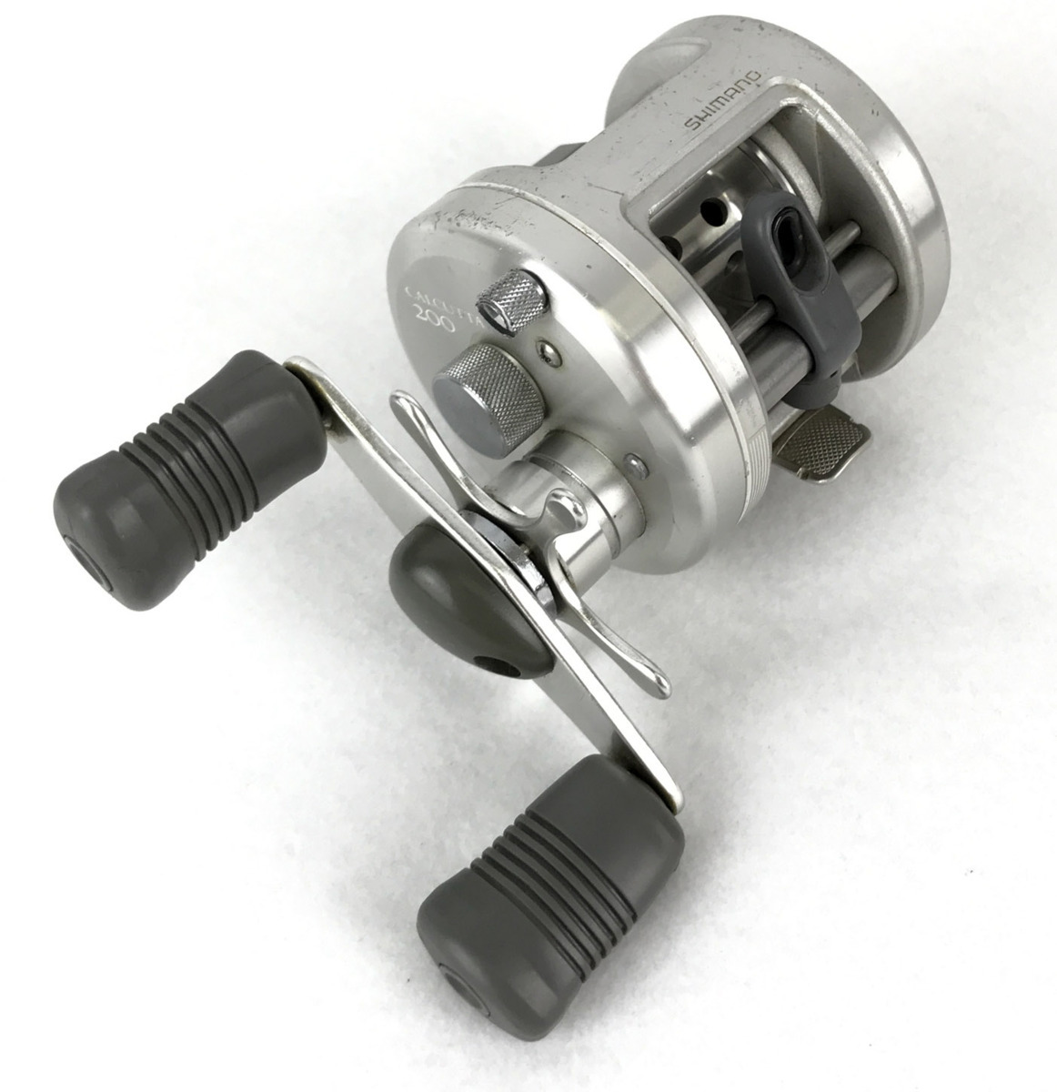 新作，SALE 品 ベイトリール CALCUTTA200 RH332 カルカッタ SHIMANO(シマノ)｜売買されたオークション情報、yahooの商品情報をアーカイブ公開 - オークファン シマノ