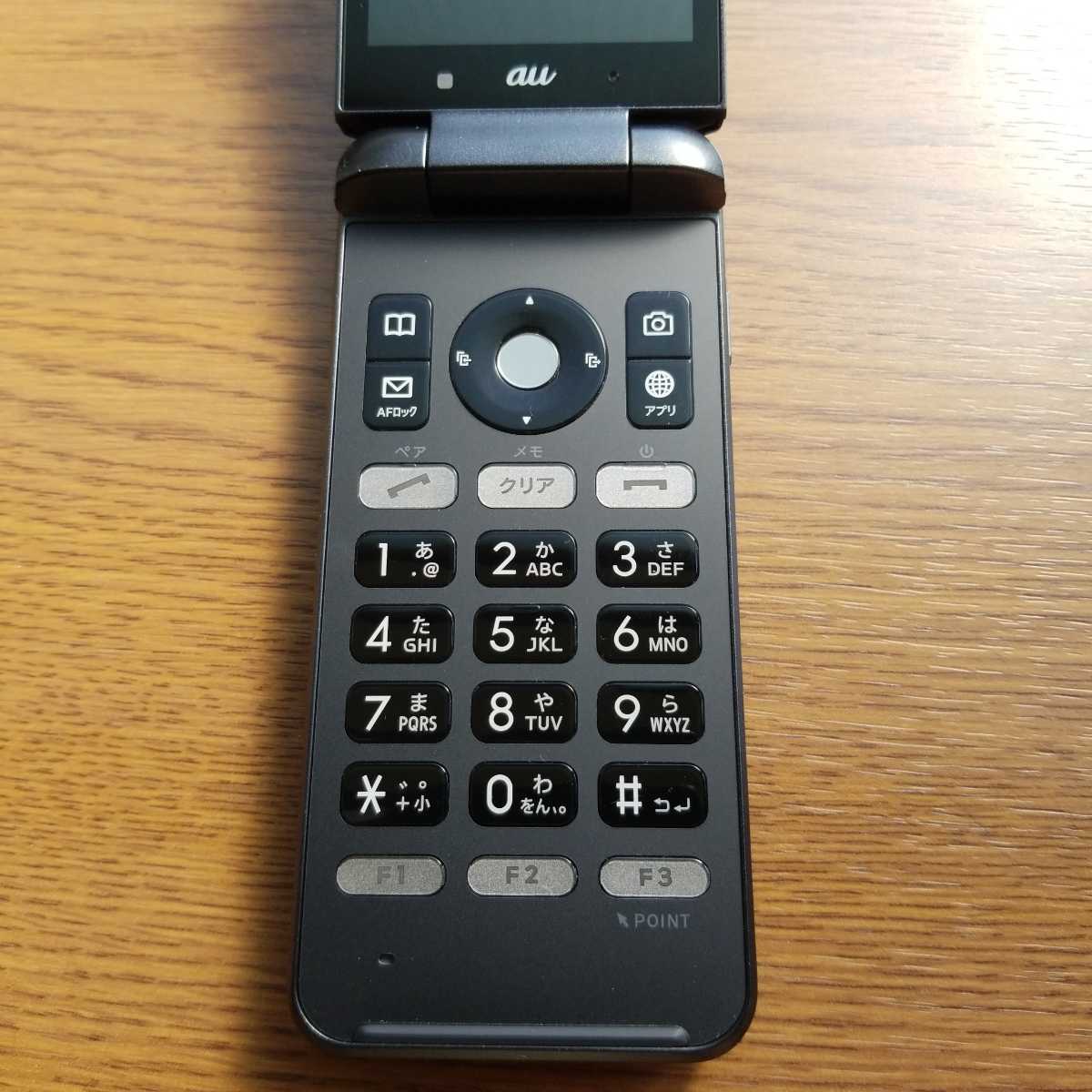 SIMロック解除済み】 GRATINA 4G BLACK 黒 KYF31 ネットワーク利用制限[○]