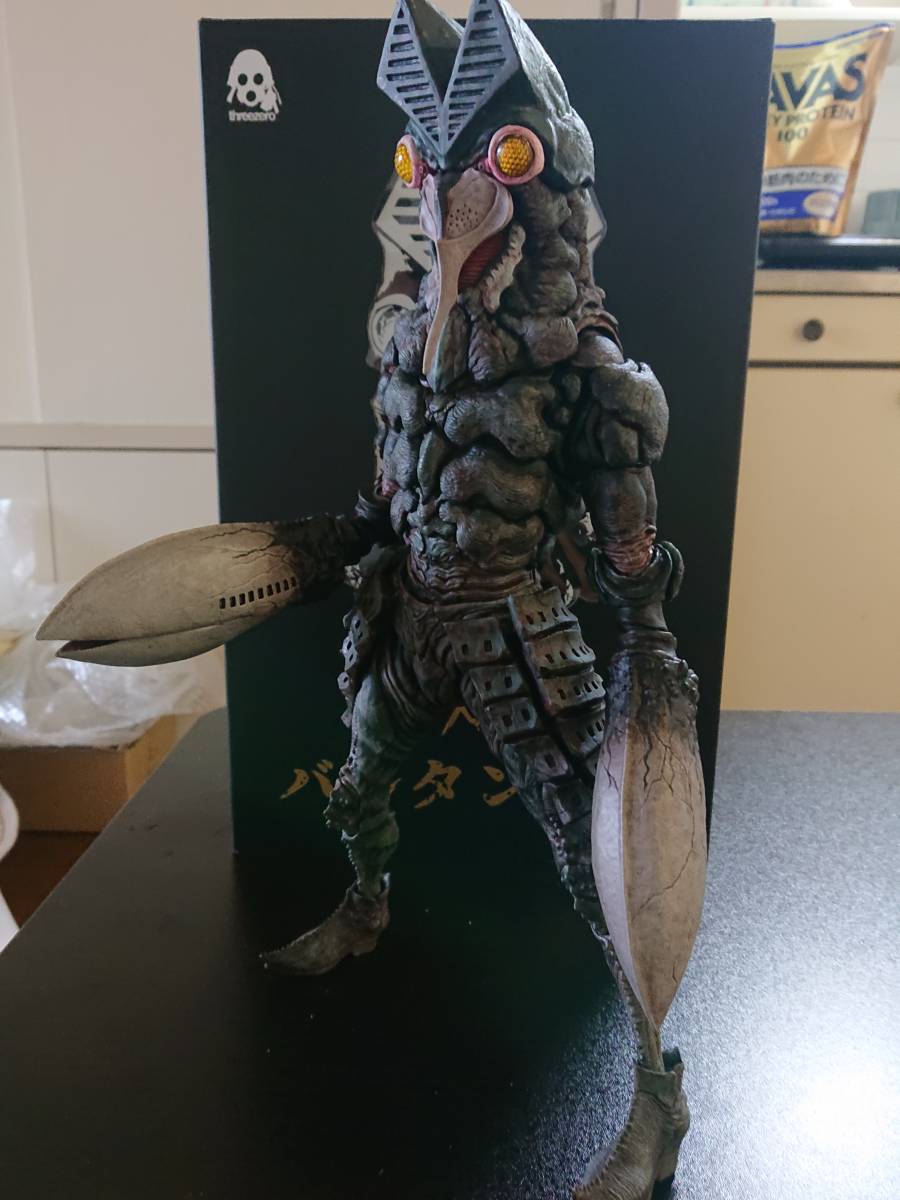 threezero x 大山竜 バルタン星人 開封品 【公式通販】