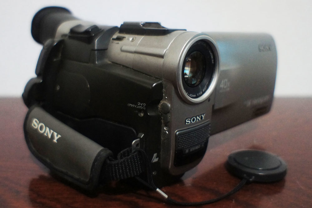 動作確認済】SONY DCR-TRV7 MiniDVダビングセット Amazon | SONY