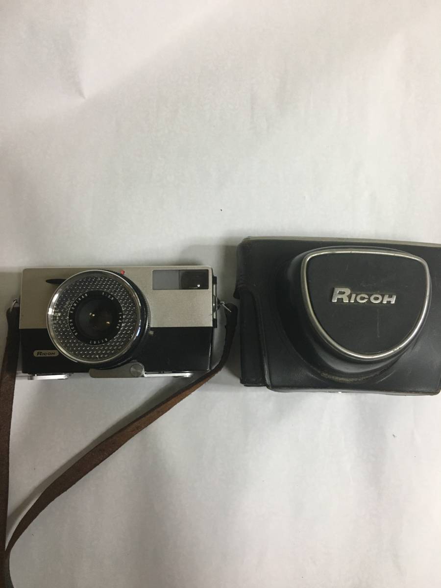 リコーカメラ35V 1:28 F=4㎝　皮ケース付き_4