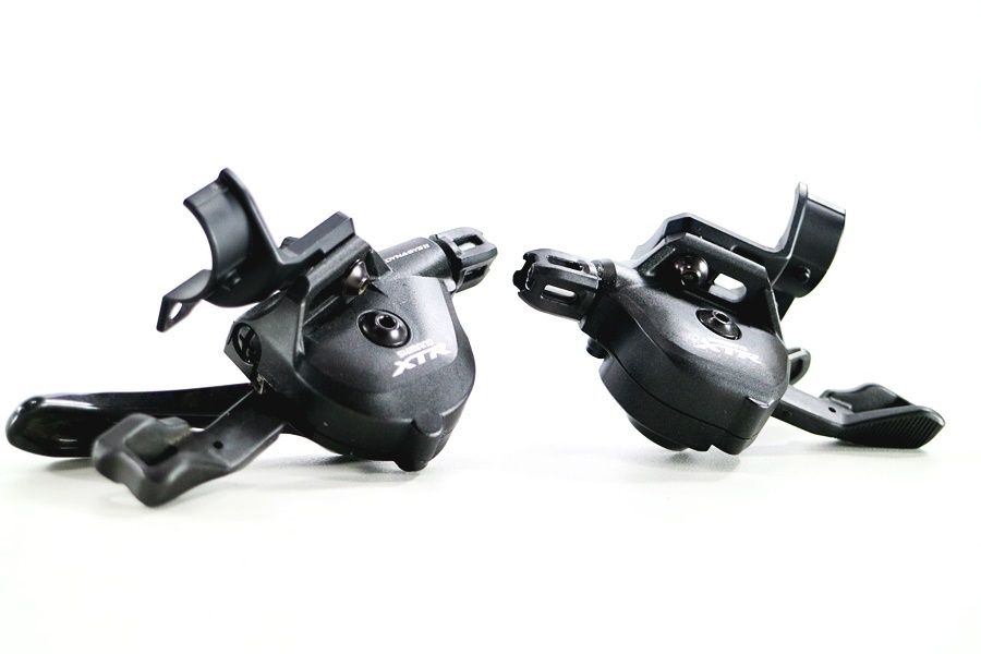 ◆◆シマノ SHIMANO XTR SL-M9000 I-SPECⅡ シフター フロント 3/2速 リア 11速 フラットバー 変速機 シフトレバー
