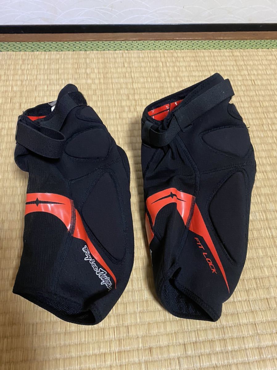 トロイリーデザインズ Troy Lee Designs Raidニーガード 中古 使用一回